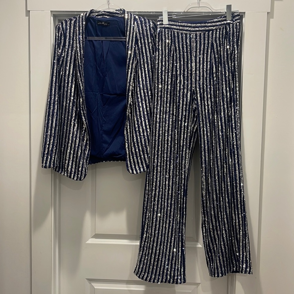 SEQUIN Navy and Silver SUIT (Never Worn)